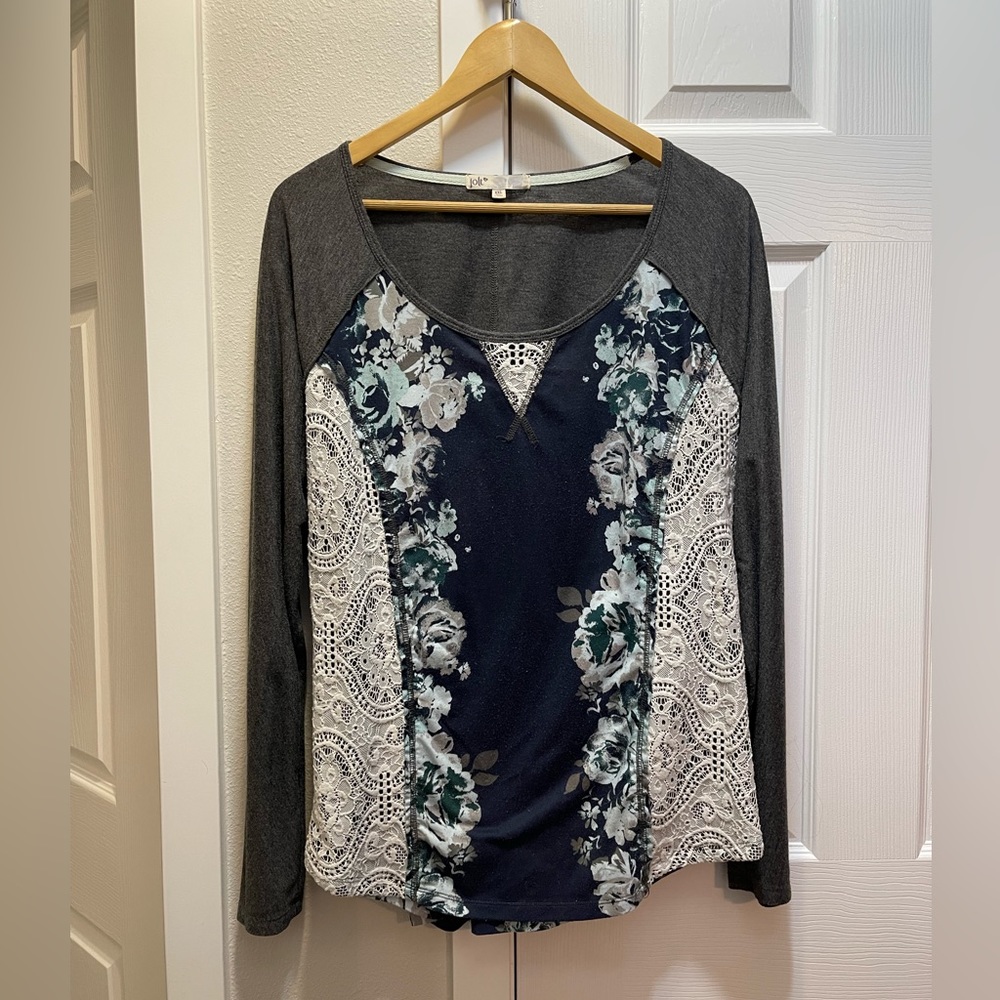 Jolt Grey/Blue/White Lace Long Sleeve Top